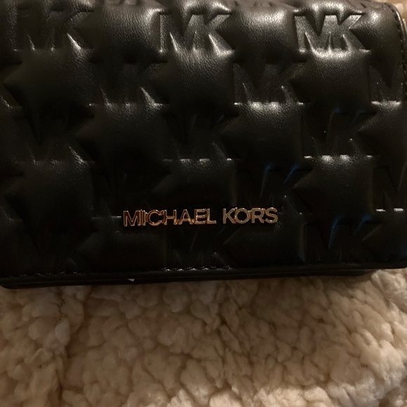 New with tags Michael Kors wallet - Picture 3 of 6